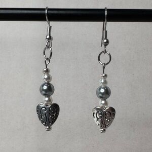HAND CRAFTED Pearls & Hearts Earrings Silver & Grey 2” Scroll Valentines NWT